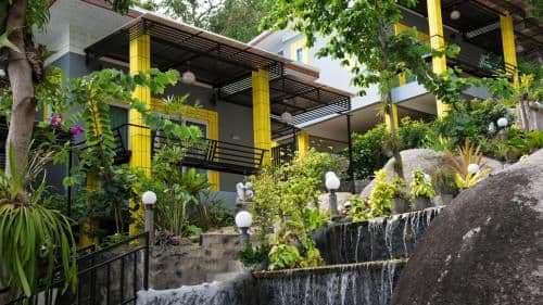Villa with Mountain View