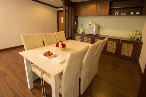 Queen Suite with Sea View