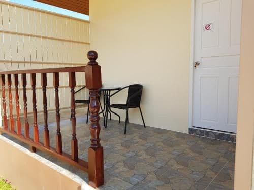 Bungalow with Patio