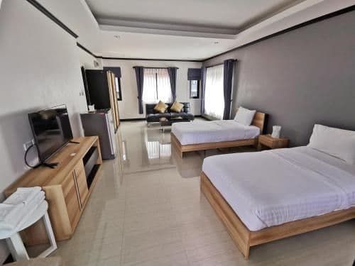 Standard Twin Room with Sofa