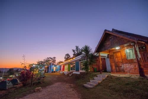 Bungalow with Garden View