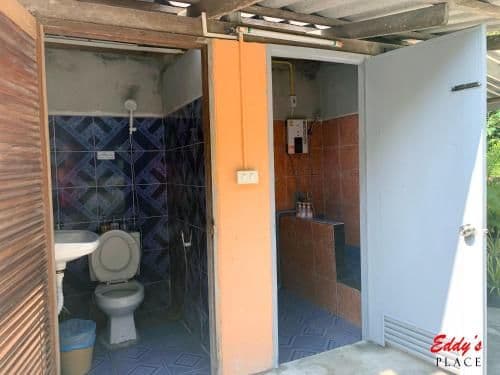 Economy Double Room with Shared Bathroom ( No Air conditioning)