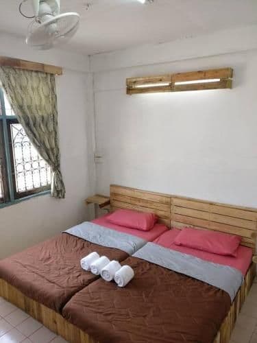 Queen Room with Shared Bathroom