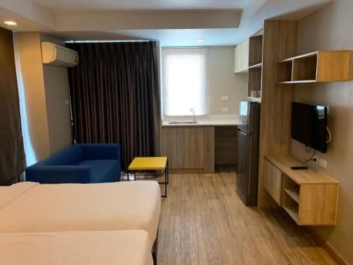 Deluxe Apartment