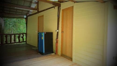 Single Room with Shared Bathroom