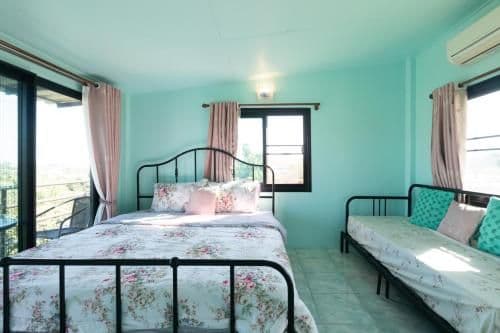 King Room with Mountain View