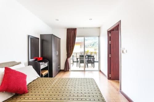 Three-Bedroom Townhouse