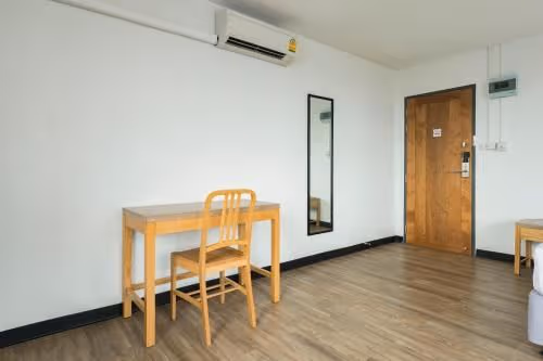 Standard Double Room with Shared Bathroom