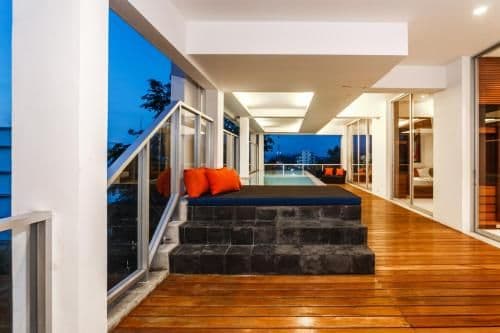 Penthouse Apartment