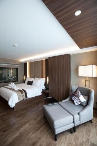 Deluxe Double Bed