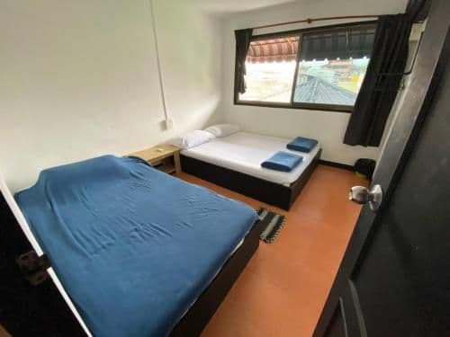 Basic Triple Room with Shared Bathroom