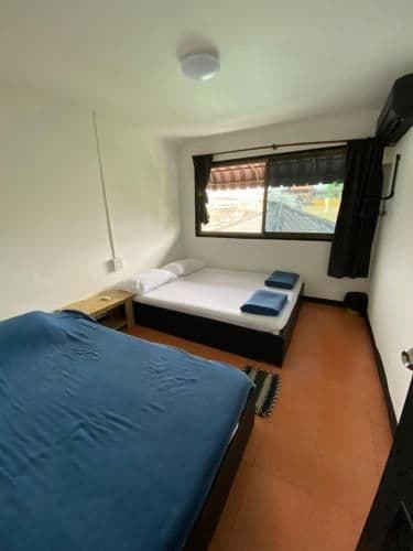 Basic Triple Room with Shared Bathroom