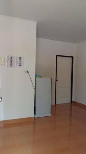 One-Bedroom Bungalow