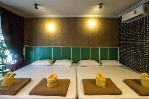 Quadruple Room with Private Bathroom