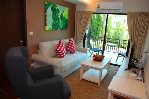 One-Bedroom Apartment