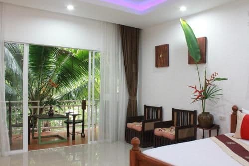 Studio with Garden View