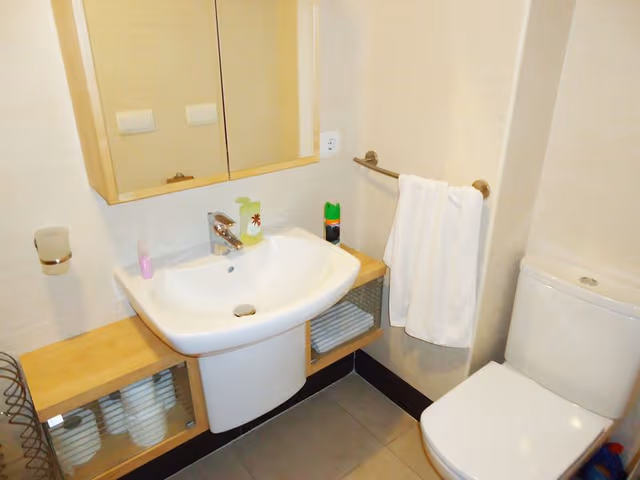 APARTMENT CAPACITY 6 TWO BEDROOMS
