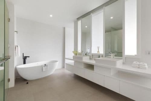 Deluxe Double Room with Bath