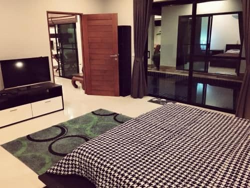 Deluxe Villa