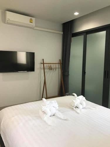 Double or Twin Room with Bathroom