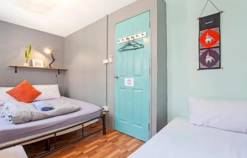 Basic Triple Room with Shared Bathroom