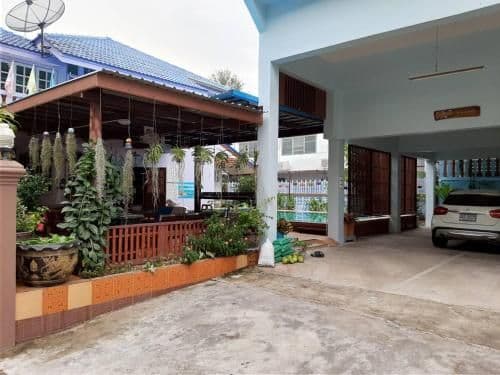 Deluxe Bungalow