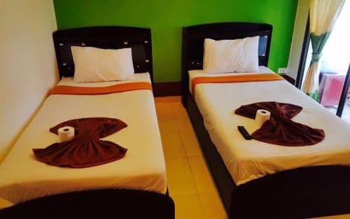 Twin Room with Private Bathroom