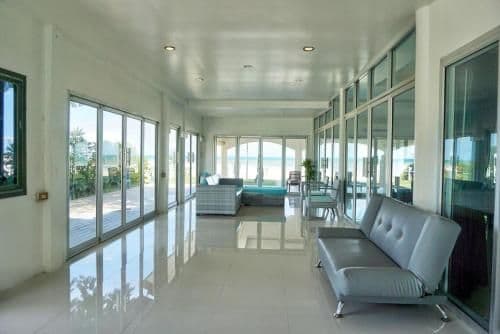 Family Room with Sea View