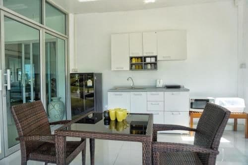 Family Room with Sea View