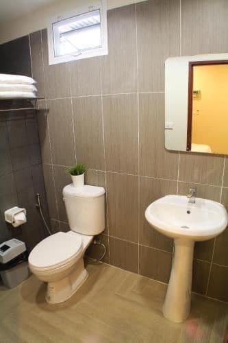 Standard Queen Room