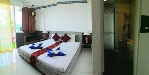 Deluxe Double Room with Balcony and Sea View