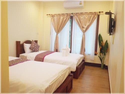 Standard Twin Room