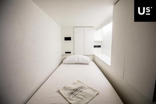Bed in 8-Bed Mixed Dormitory Room