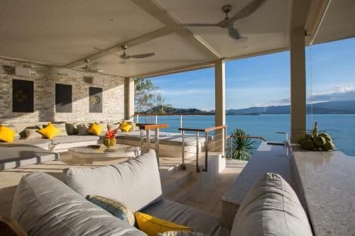 Villa - Beach Front 6 bedrooms