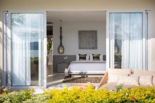 Villa - Beach Front 6 bedrooms