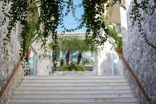Villa - Beach Front 6 bedrooms