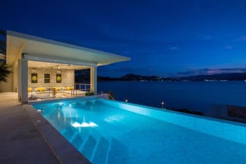 Villa - Beach Front 6 bedrooms