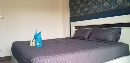 Standard Double Room with Shared Bathroom