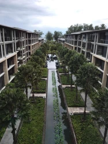 Apartment with Pool Access from the Balcony