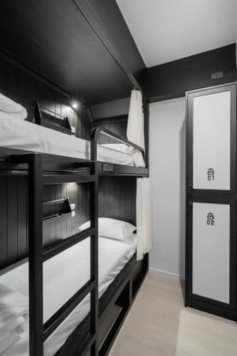Mixed Dormitory Room