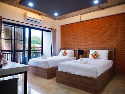 Standard Twin Room