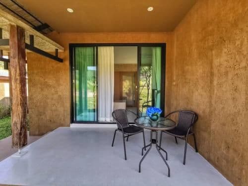 Family Room with Mountain View