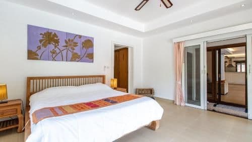Villa - Beach Front