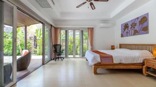 Villa - Beach Front