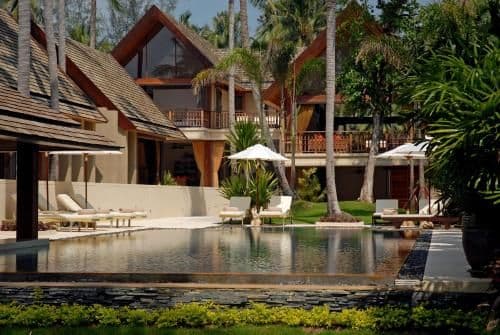 Villa - Beach Front