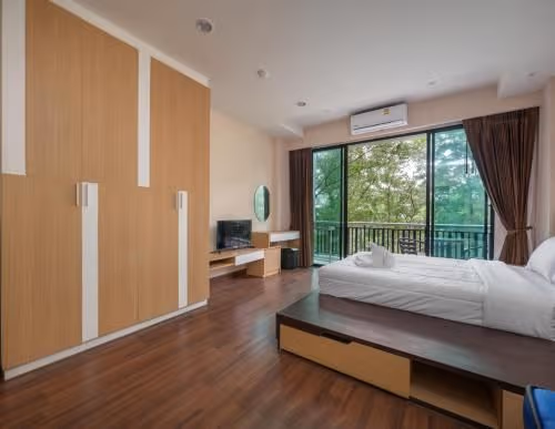 Studio Apartment with Sea View