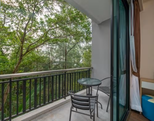 Studio Apartment with Sea View