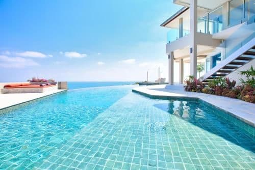 Six-Bedroom Villa