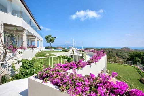 Six-Bedroom Villa