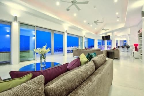 Six-Bedroom Villa